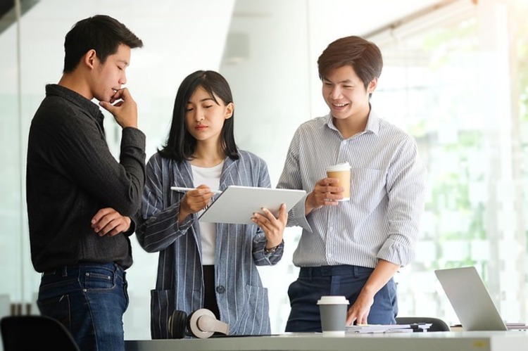 Illustration DISC et management : optimisez votre style managérial