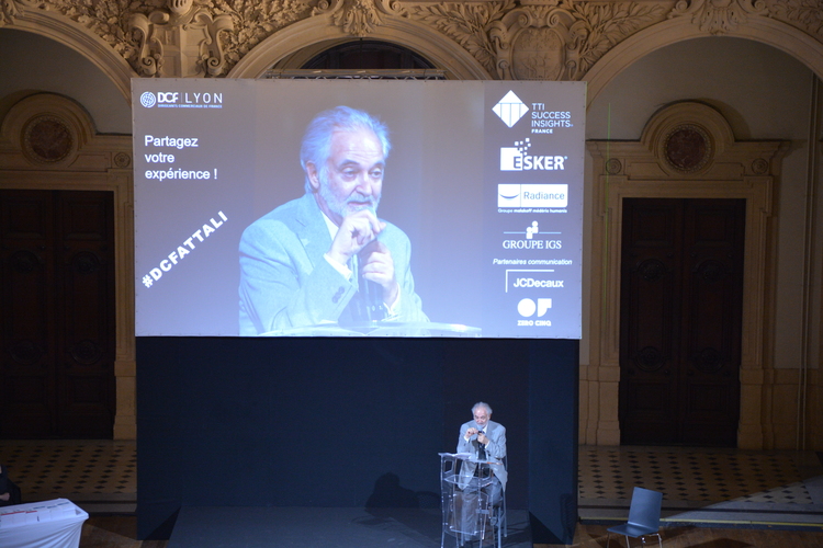 Illustration Jacques Attali : Faire en sorte que l’intelligence artificielle soit au service de l’humanité