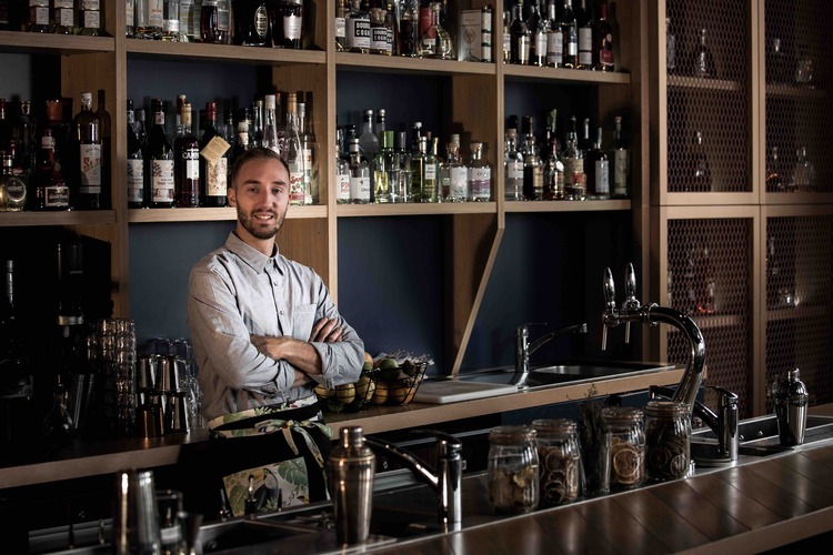 Illustration Germain Canto, vendre des cocktails avec le DISC