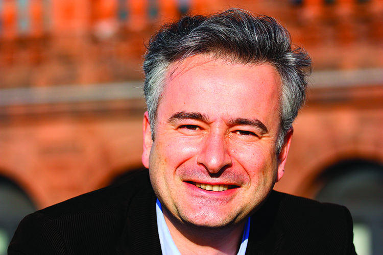 Illustration Philippe Pierre : "Certains ont la volonté de vouloir vivre plusieurs vies"